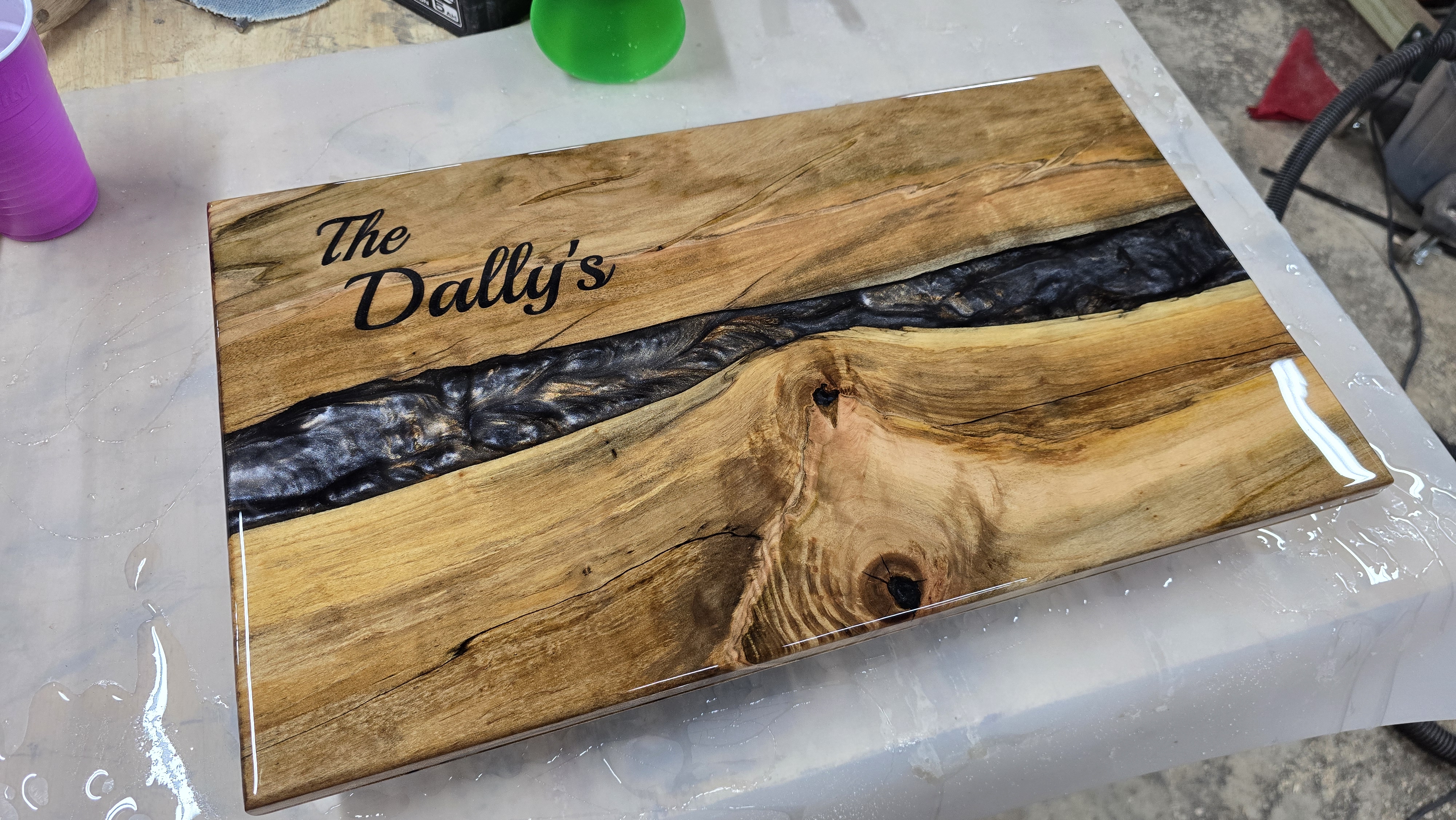 Epoxy river charcuterie board pattern - view 2