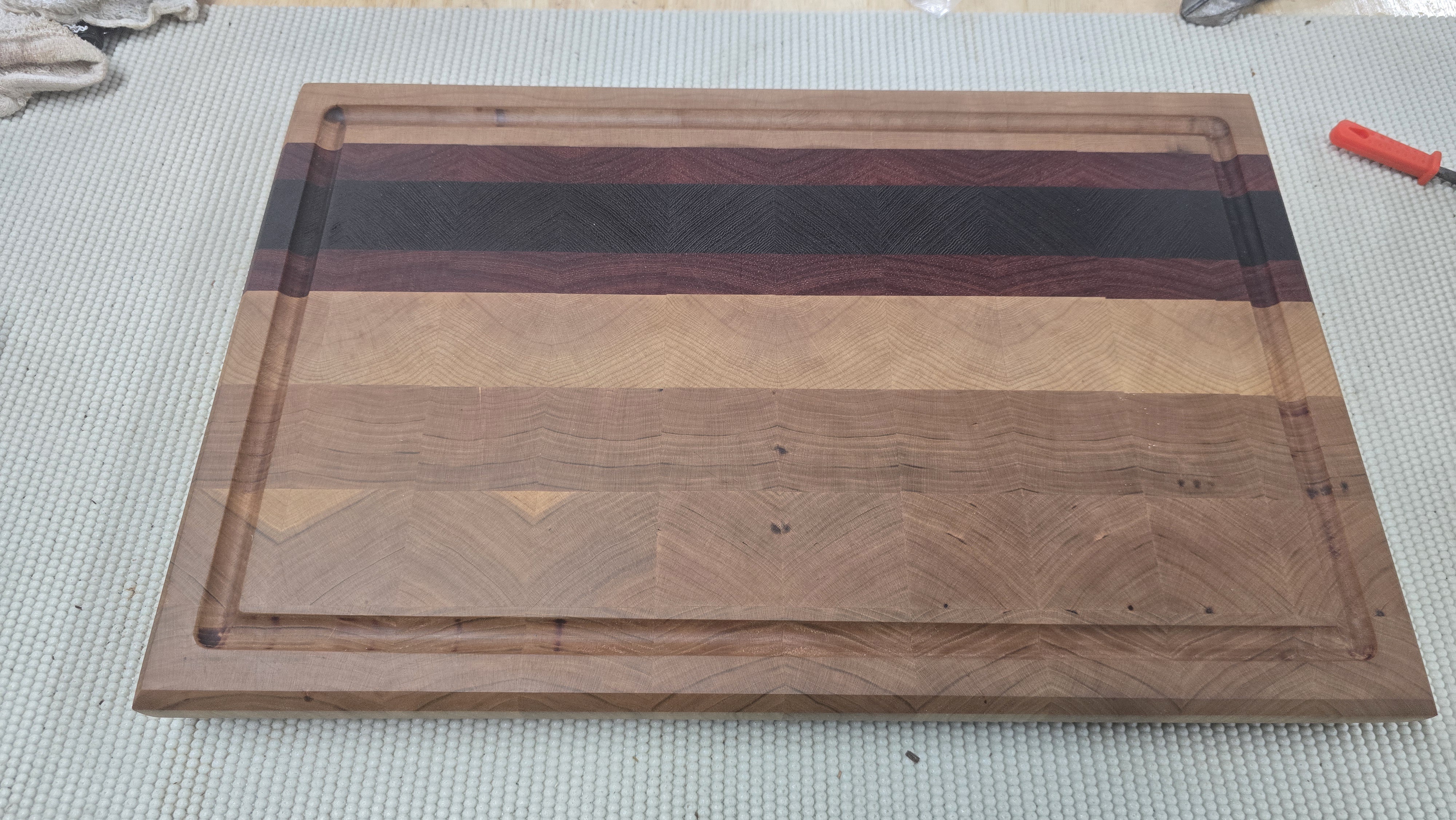 1 Stripe board pattern - view 2