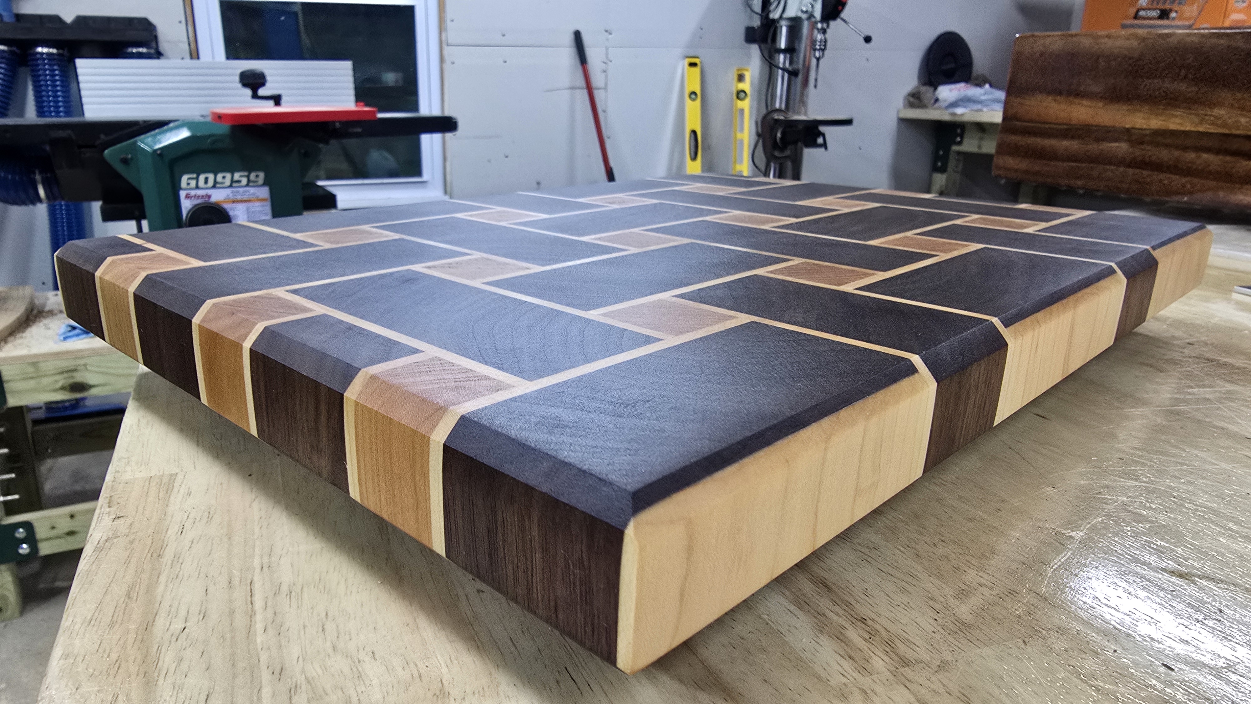 Large weave board pattern - view 2